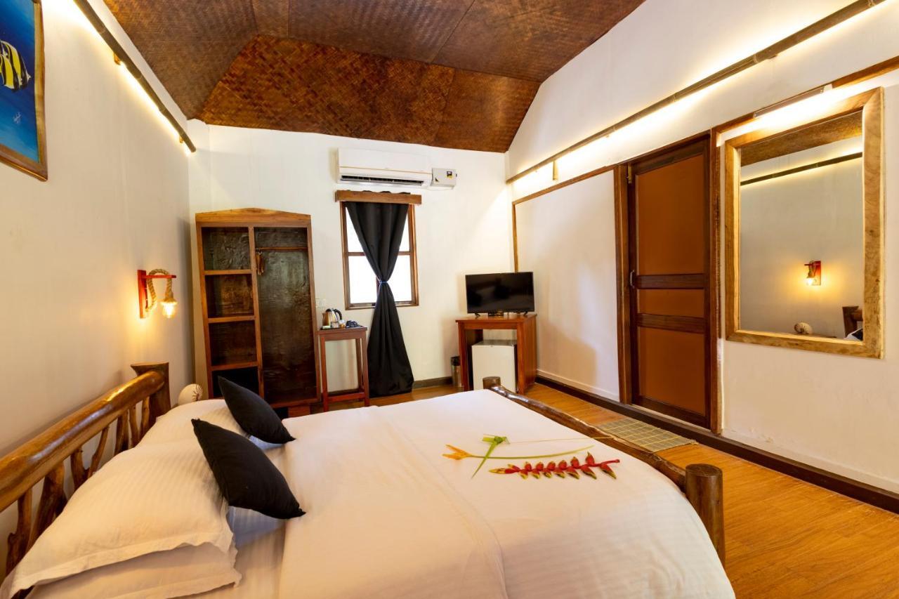 Hotel Wild Orchid Kala Pathar Beach Exterior foto
